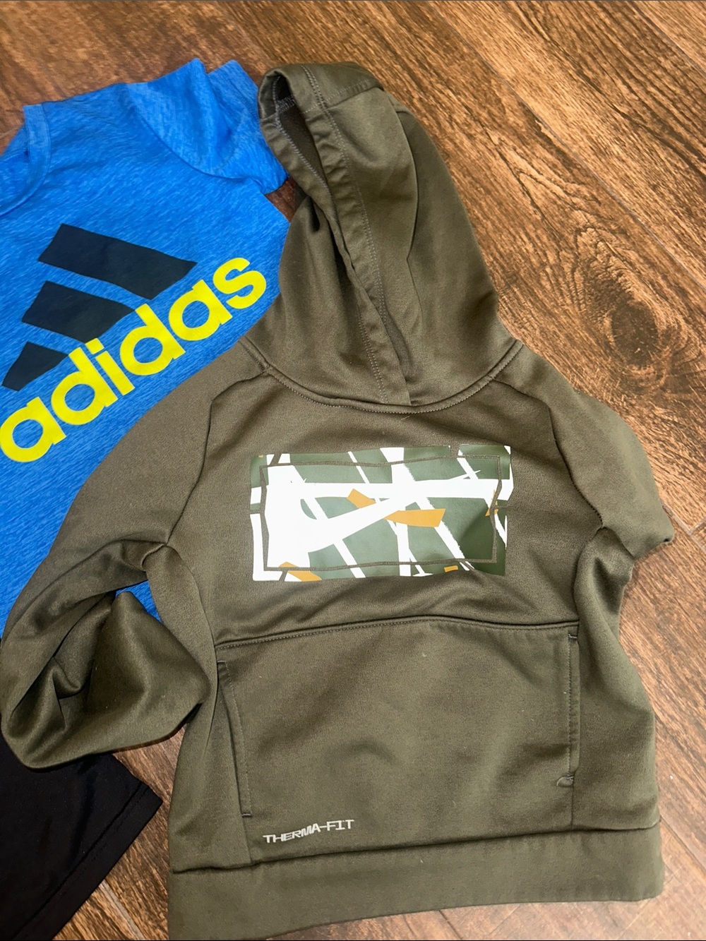 Boys 4T Shirt Bundle | Adidas Under Armour Graphic Tees, tanks & Hoodie Lot - Picture 7 of 7